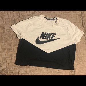 Nike Boxy Crop